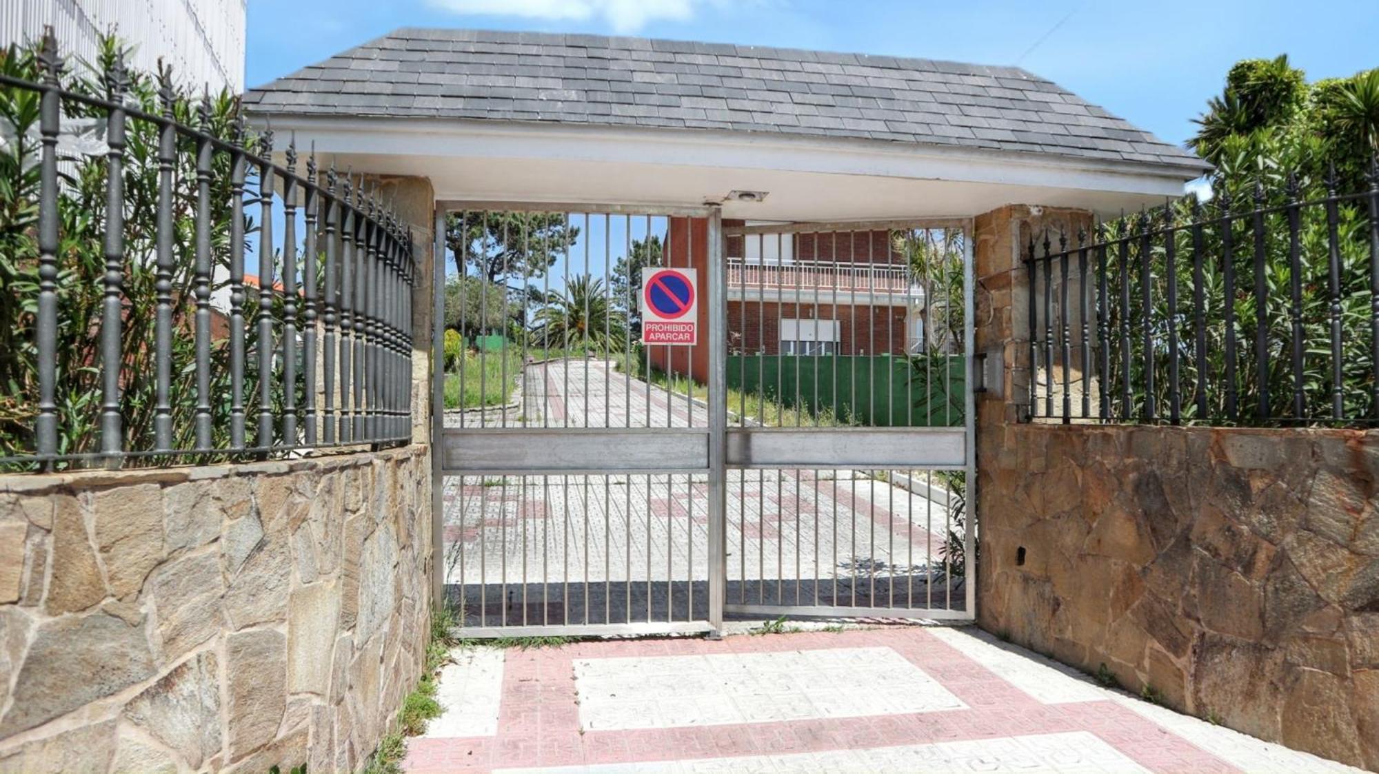 Spacious House With Terrace Near Boiro, Sea View 外观 照片