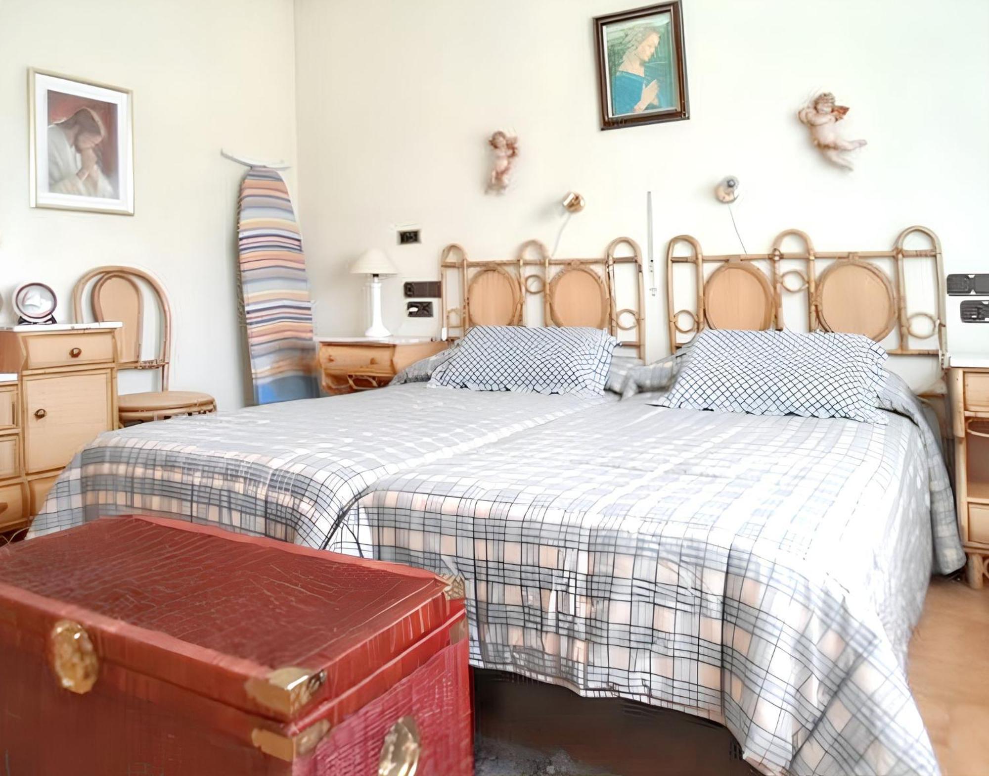 Spacious House With Terrace Near Boiro, Sea View 外观 照片